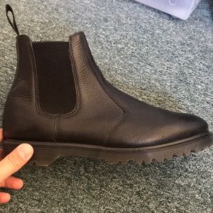 Doc Marten Chelsea Inuck black